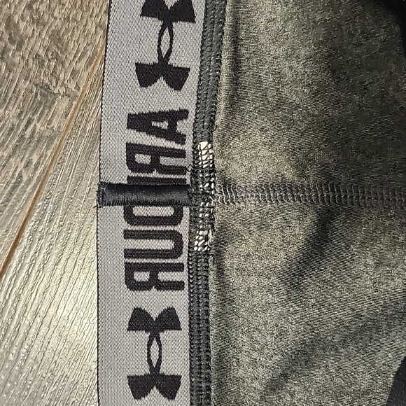 Under armour shorts - Picture 3 of 5